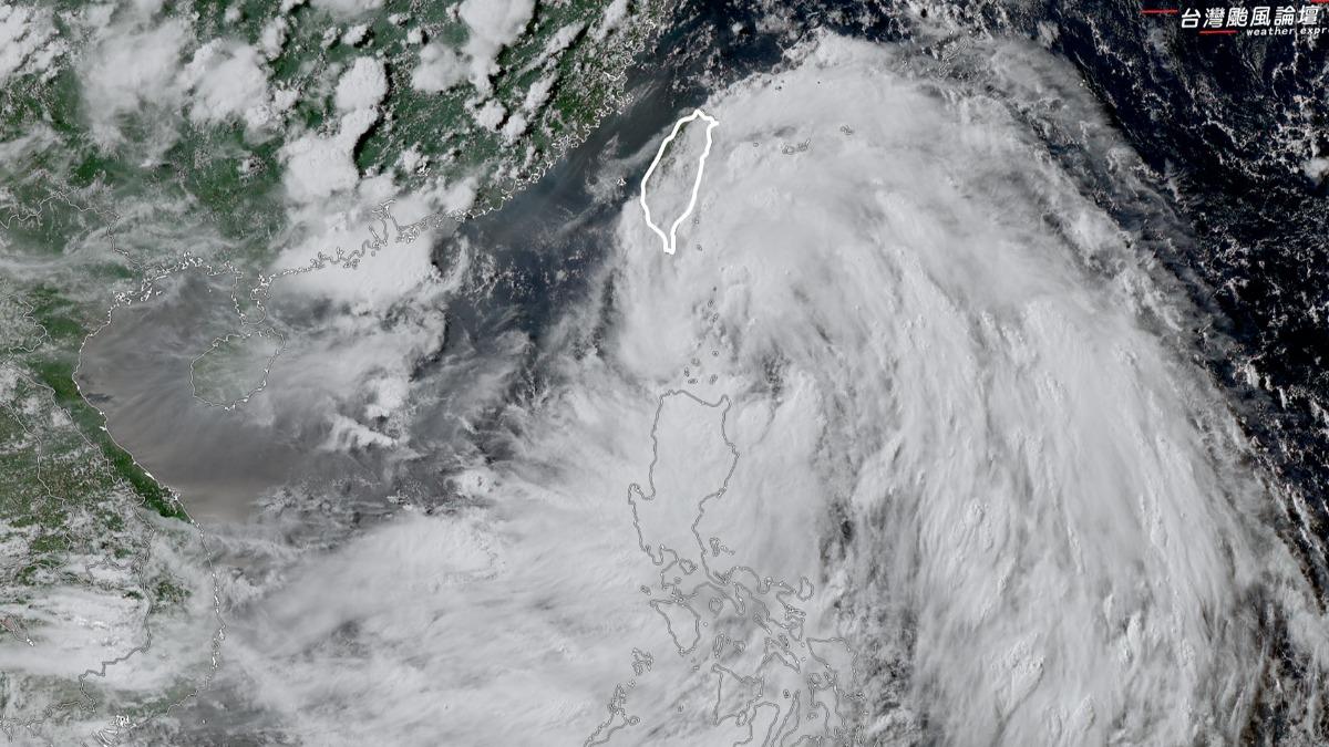 天氣/薇帕颱風「吸飽水氣」!2地防豪大雨 海警解除時間曝光