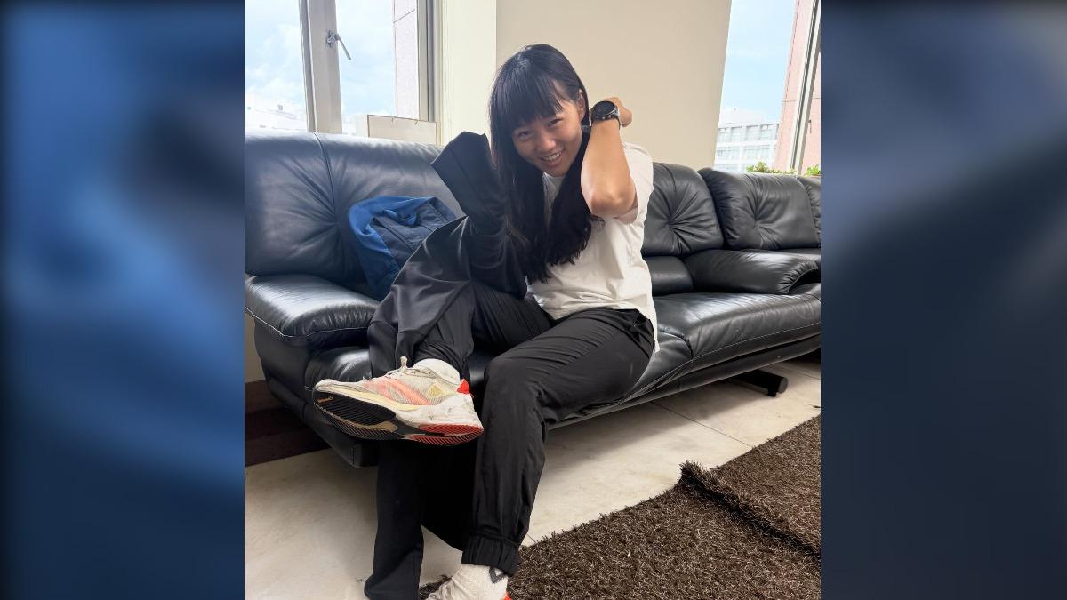 女足抽血案吹哨者簡奇陞騎車「犁田」　發文報平安：還好我肉多