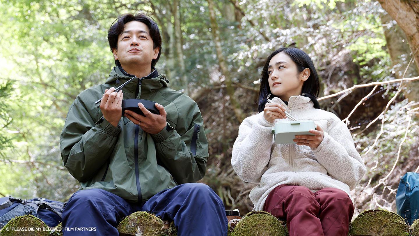安達祐實和竹財輝之助(佐)飾演夫妻,兩人紛紛出軌不倫仍企圖重修舊好。(圖/Hami Video提供)