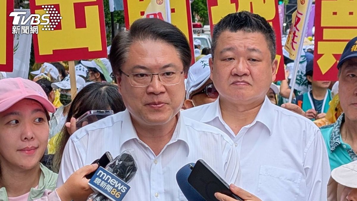 盧秀燕被問「為何不反共」神回這句 林右昌:媽媽形象裝的?