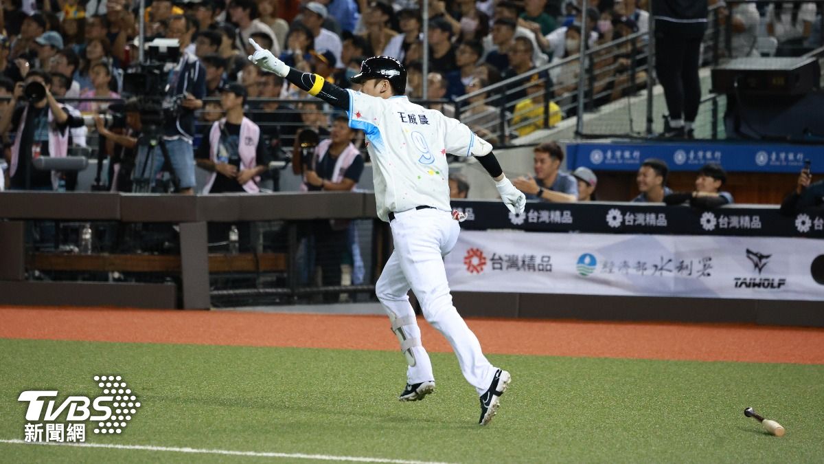 中信兄弟王威晨。(圖/華子琛攝)
