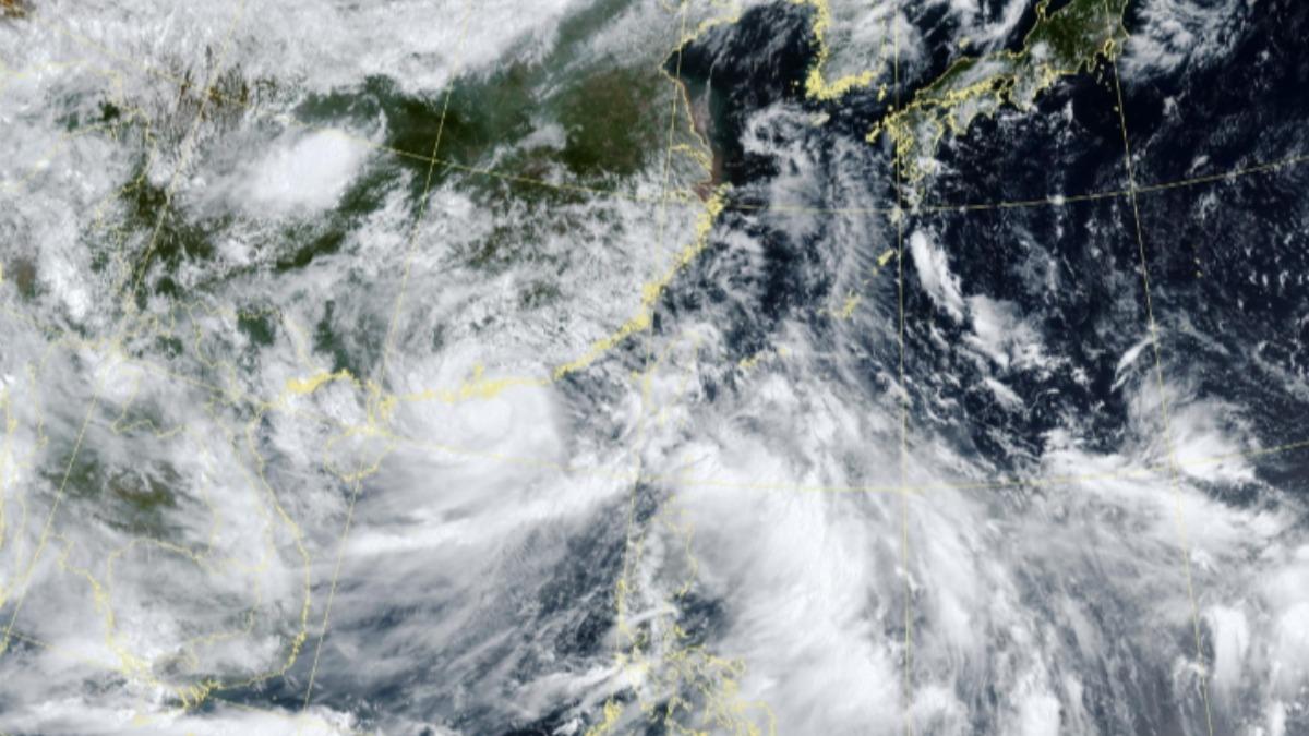 天氣/新颱風醞釀「路徑危險」!專家示警:威脅撲台 整週雨下不停