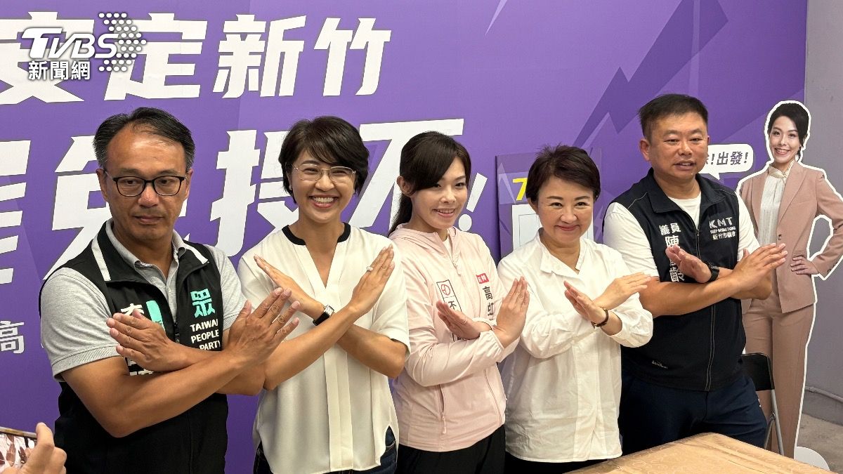 台中市長盧秀燕、南投縣長許淑華到新竹力挺高虹安。（圖／黃韋銓攝）