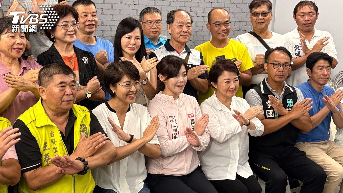 台中市長盧秀燕、南投縣長許淑華到新竹力挺高虹安。(圖/黃韋銓攝)