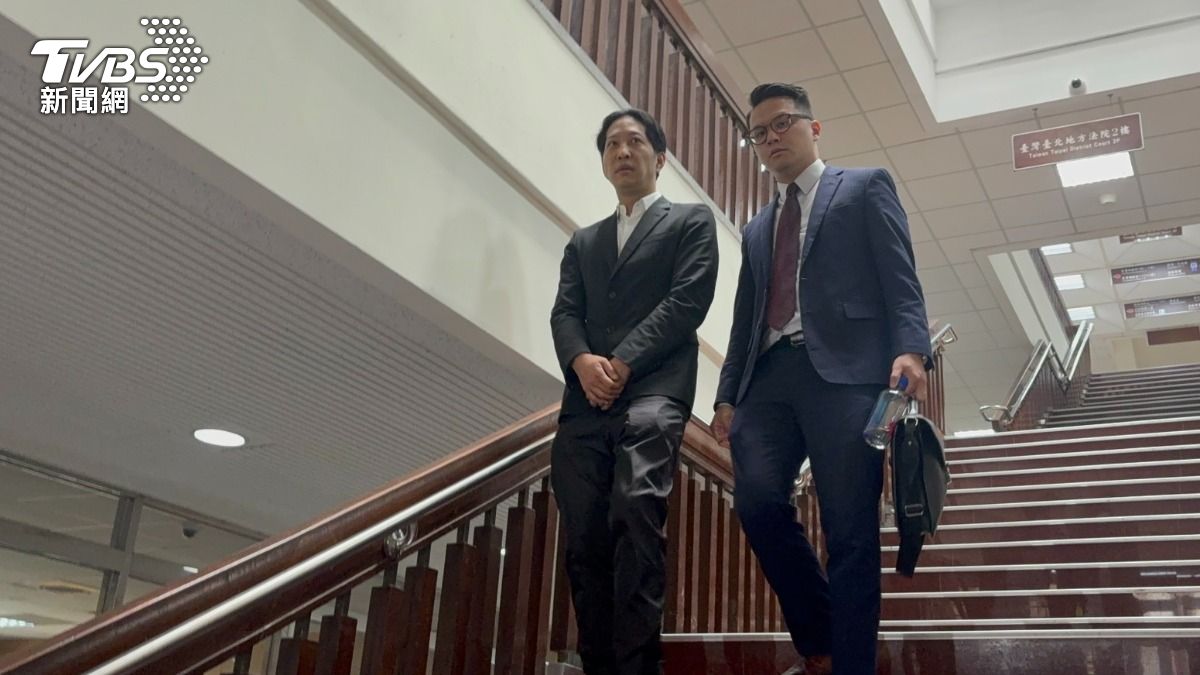 街口創辦人董事長胡亦嘉、律師王裕文。（圖／潘千詩攝）