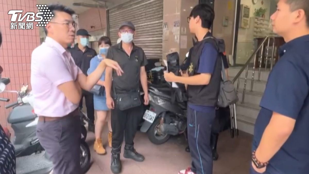 機械車位奪命!檢察官今天(21號)下午回到事發現場勘驗。(圖/TVBS)