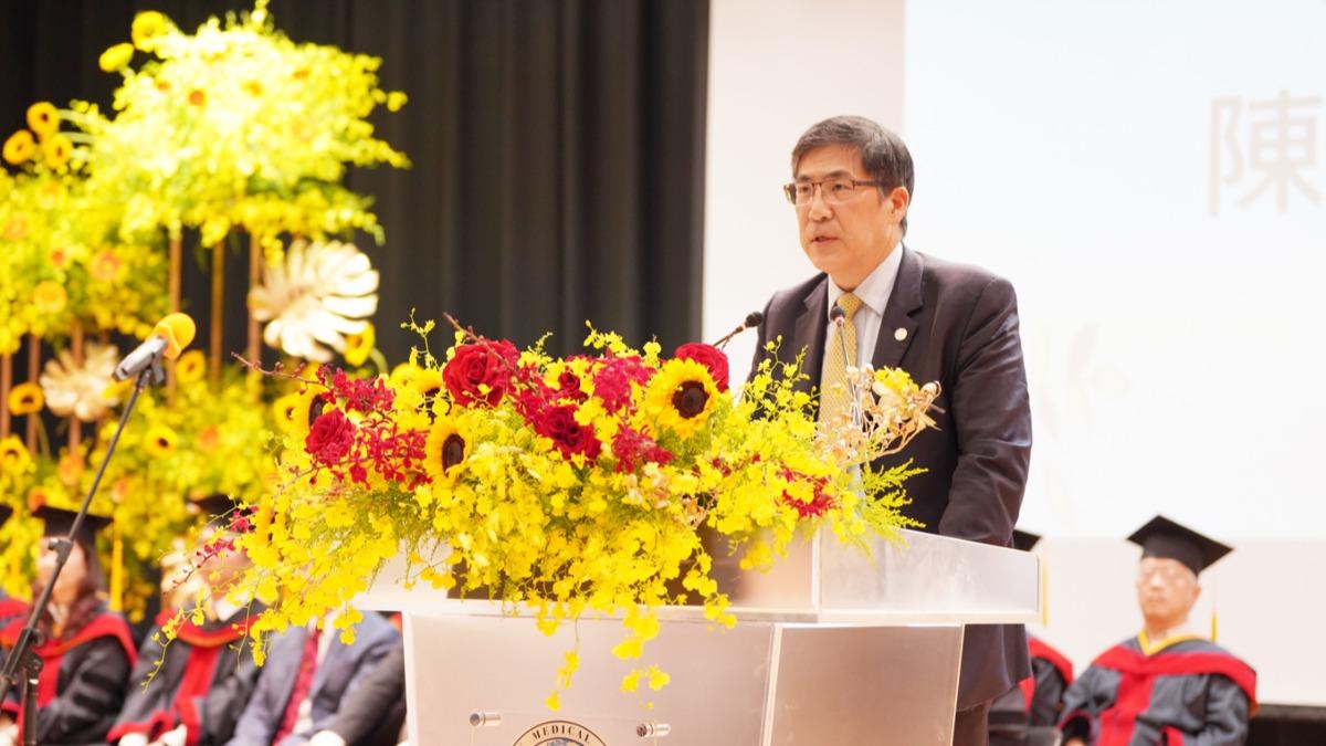 高醫大董事長陳建志。(圖/翻攝自高雄醫學大學臉書)