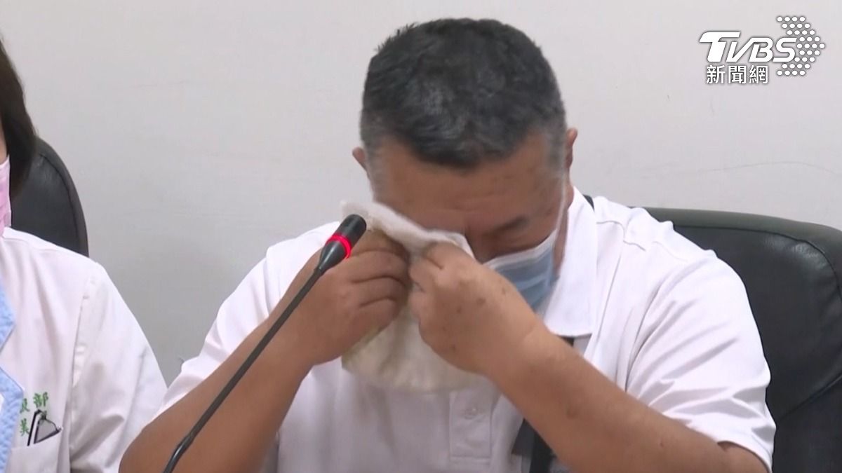 李元瀚的家屬在21日晚間做出忍痛拔管的決定,並表達將捐出所有可用器官。(圖/TVBS)