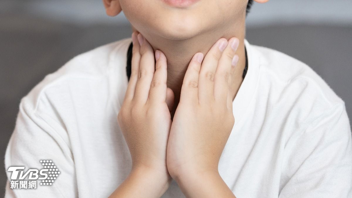 5歲童脖子冒一顆!檢查竟確診晚期癌 醫曝「4大警訊」快就醫