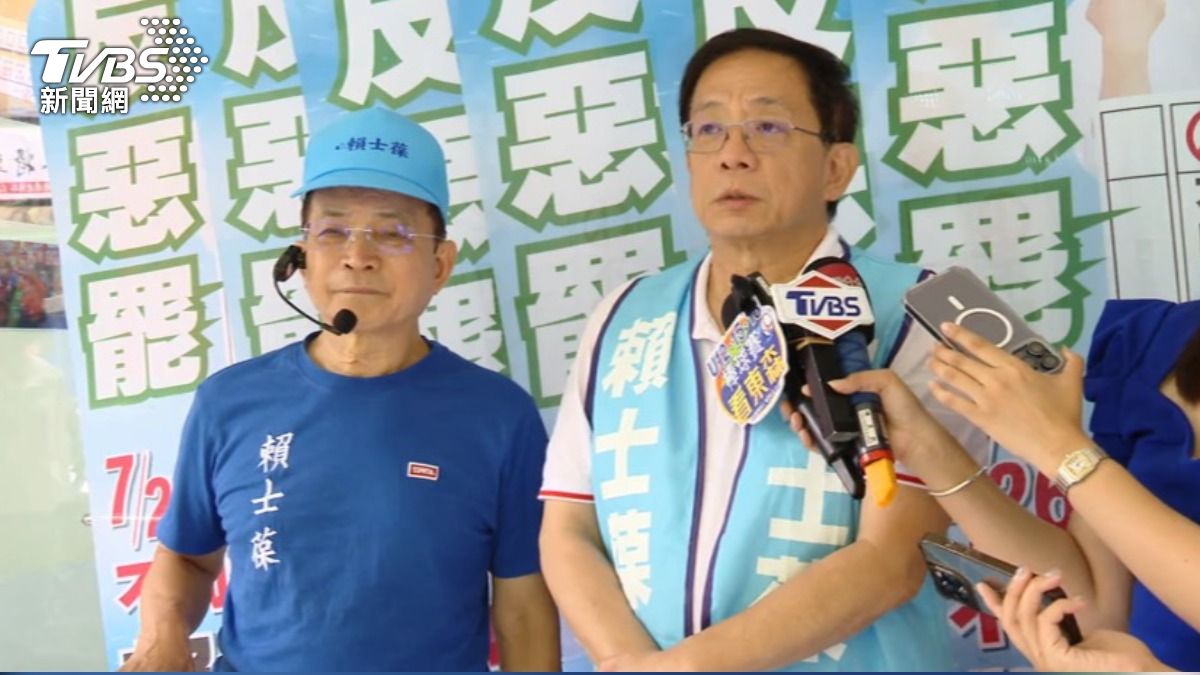 合體前台大校長管中閔的藍委賴士葆批評關稅談判不透明，管中閔隨即虧「因你是雜質」。（圖／TVBS）