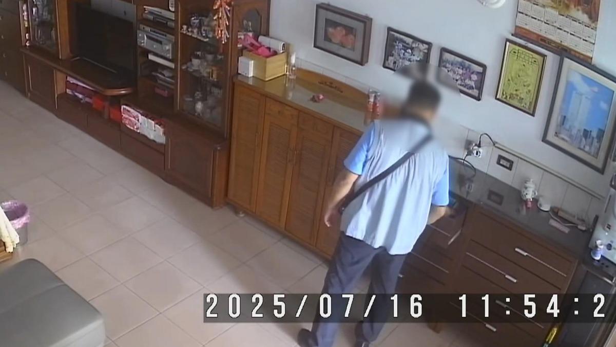 持拘票仍遭質疑!台南警便衣搜民宅 屋主控12萬金塊蒸發。(圖/民眾提供)
