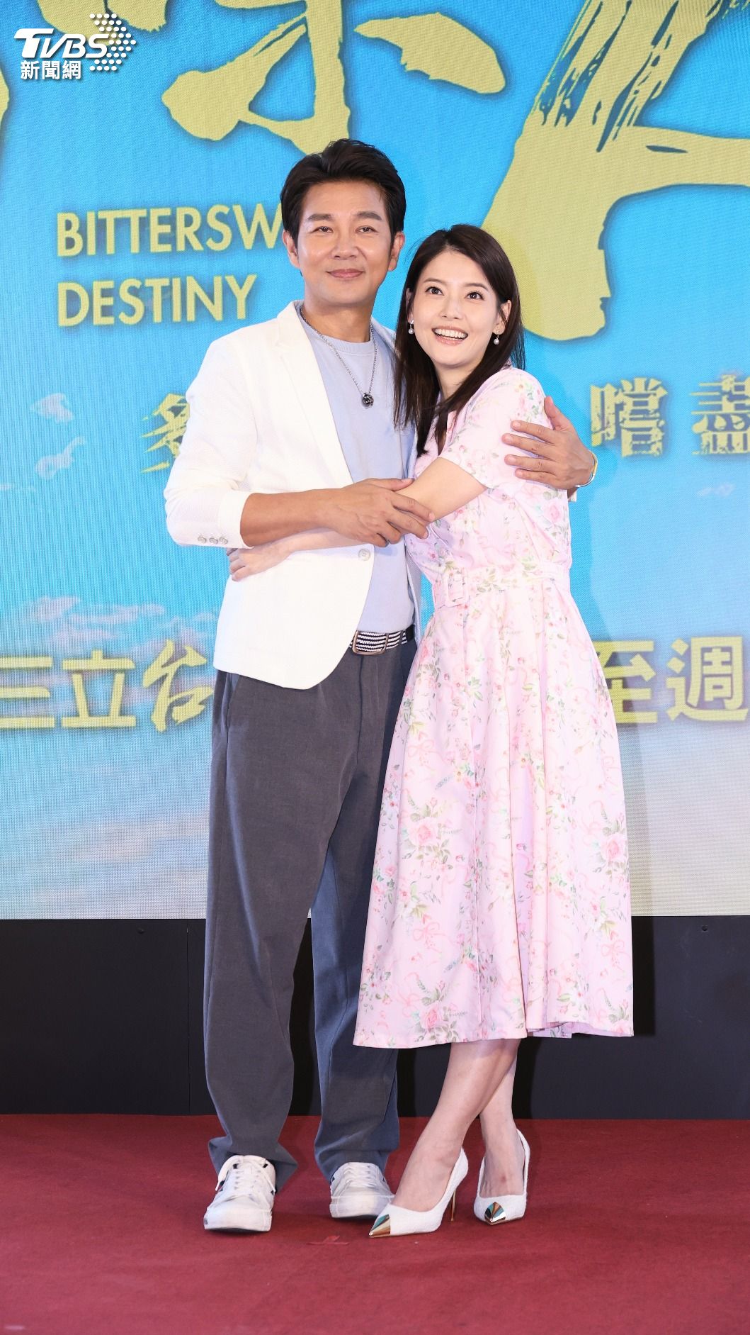 謝承均(左)與王樂妍認識已久,卻是首度合作拍戲。(圖/張哲鳴攝)