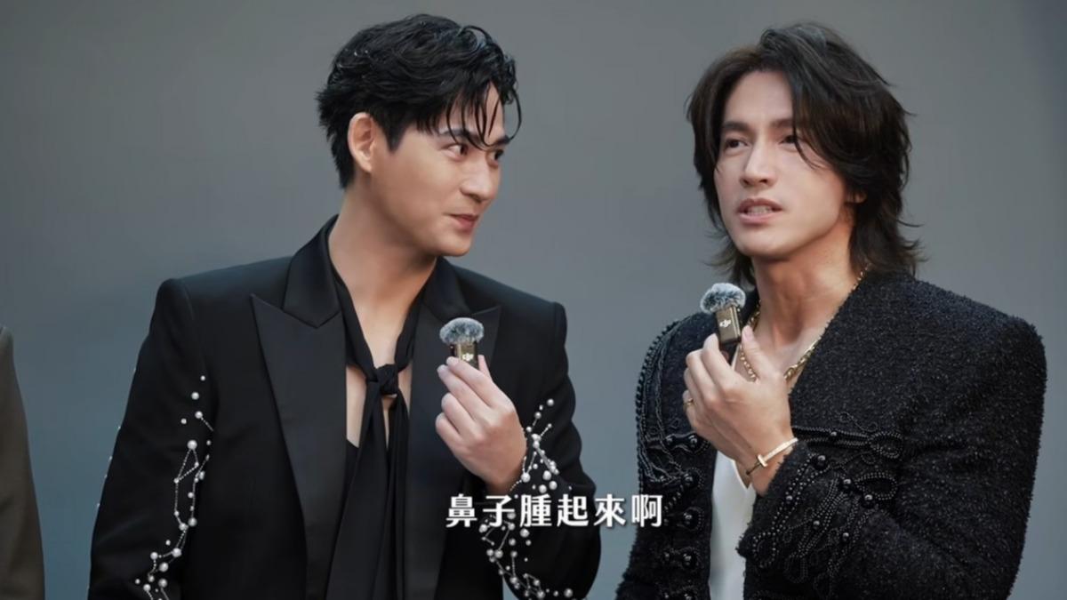 言承旭演出前被撞腫鼻子,仔仔開玩笑稱對方嚇得下跪道歉。(圖/翻攝自相信音樂臉書)