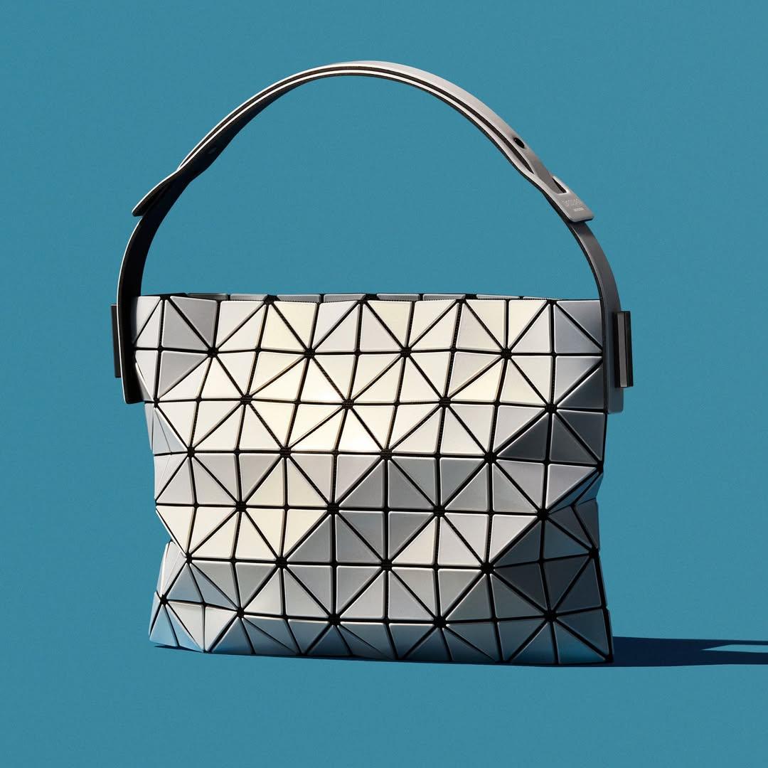 日本品牌BAO BAO ISSEY MIYAKE。(圖/翻攝自IG@baobaoisseymiyake_official)