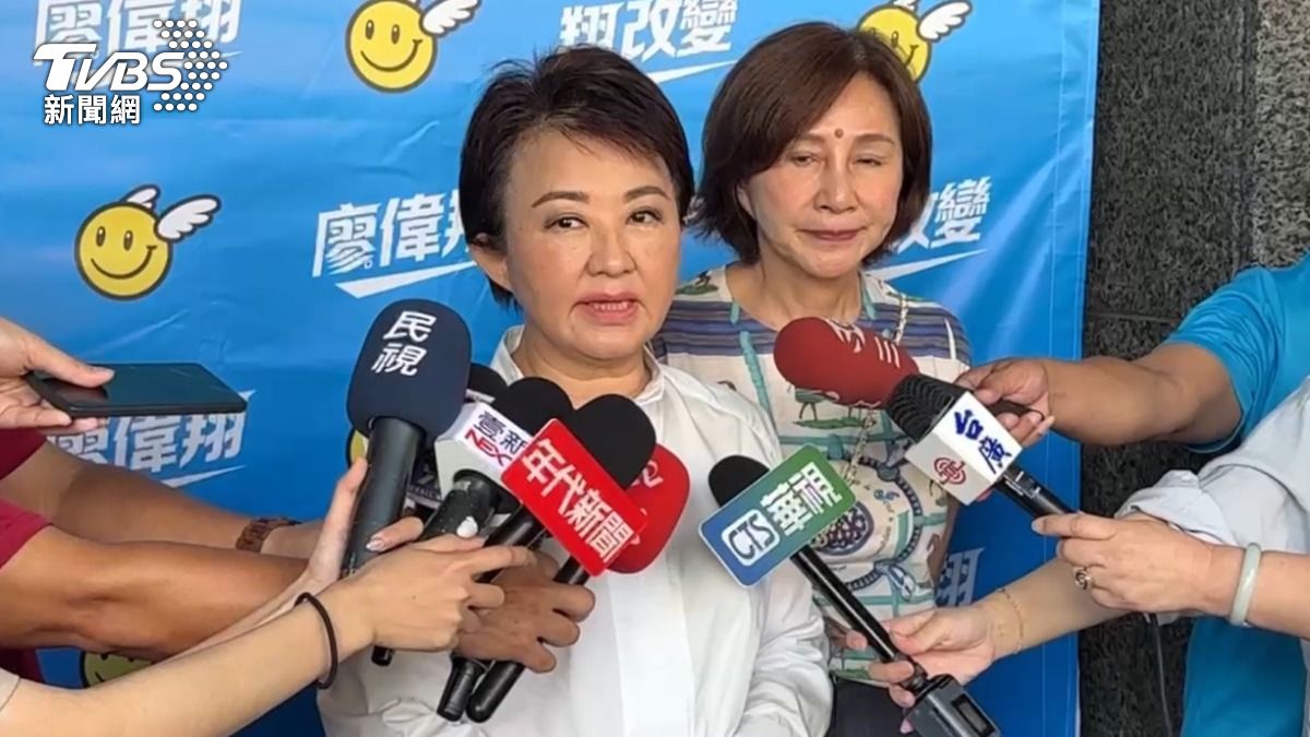 罷免前撿到槍 盧秀燕槓柯建銘、嗆卓榮泰「像中共宵小之輩」