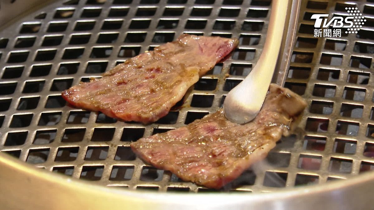  台人7成燒烤愛吃牛！日燒烤夯台擴點。（圖／TVBS）