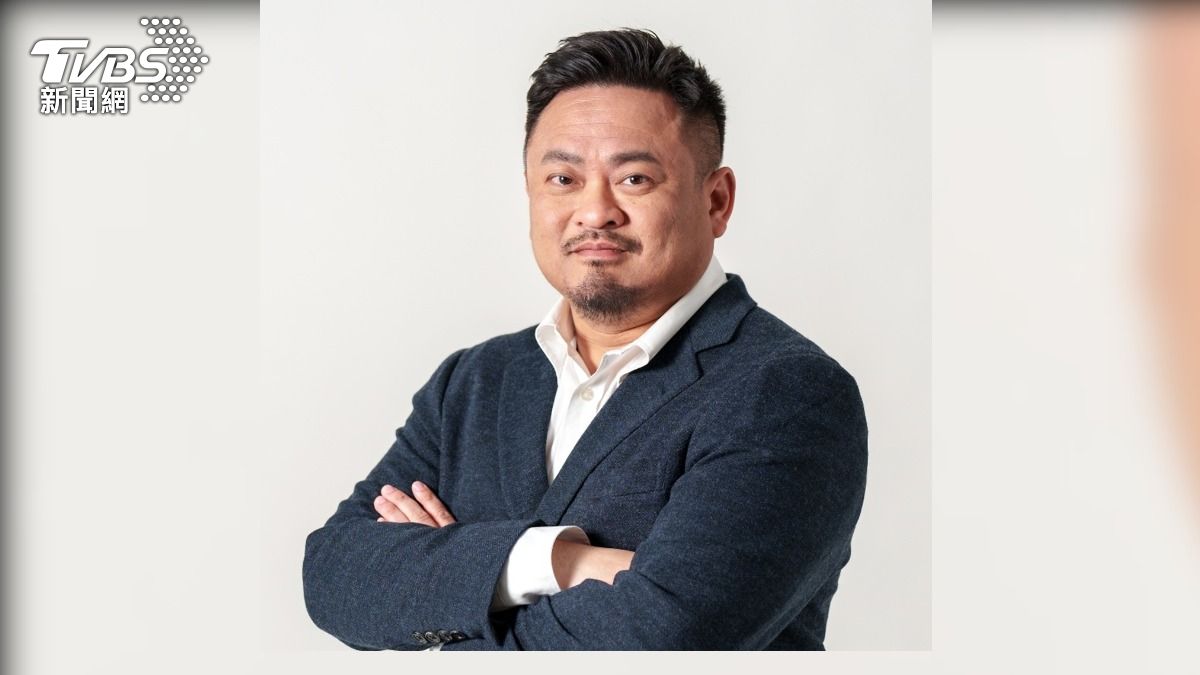 勞動部長洪申翰被指上班時間發文潭大罷免，遭批行政不中立。（圖／洪申翰臉書）