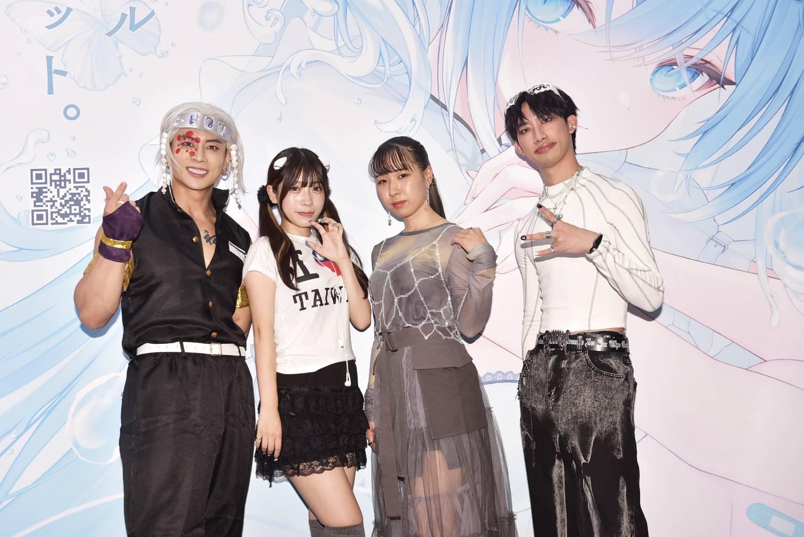 子元(左起)、三野宮玲、彩莉、小銘一起出席動漫展活動。(圖/漫博日本館提供)