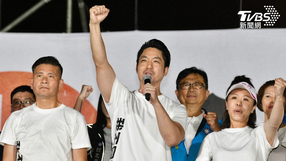 現場喊15萬人!蔣萬安率5藍委登台:投不同意讓綠前功盡棄