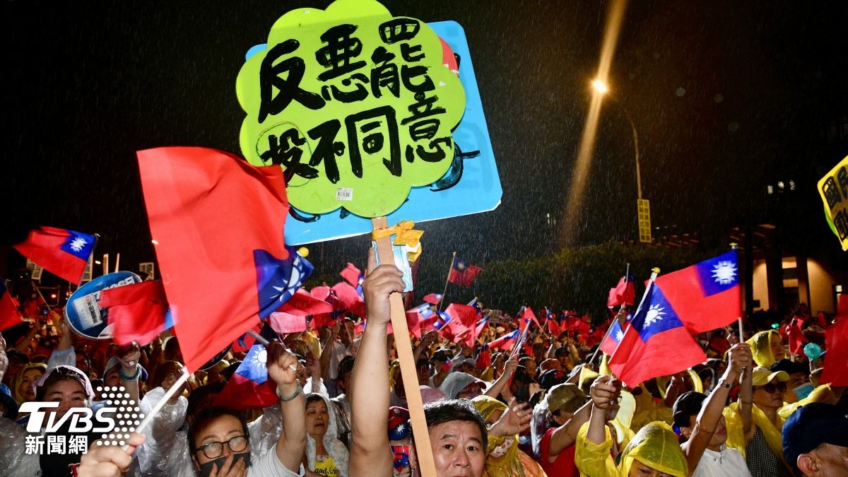 反罷免支持者。(圖/胡瑞麒攝)
