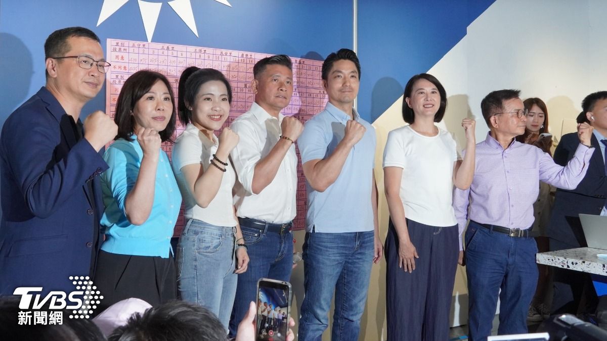 彭博分析綠營不能再打反中牌 學者:藍營可能受惠普發現金