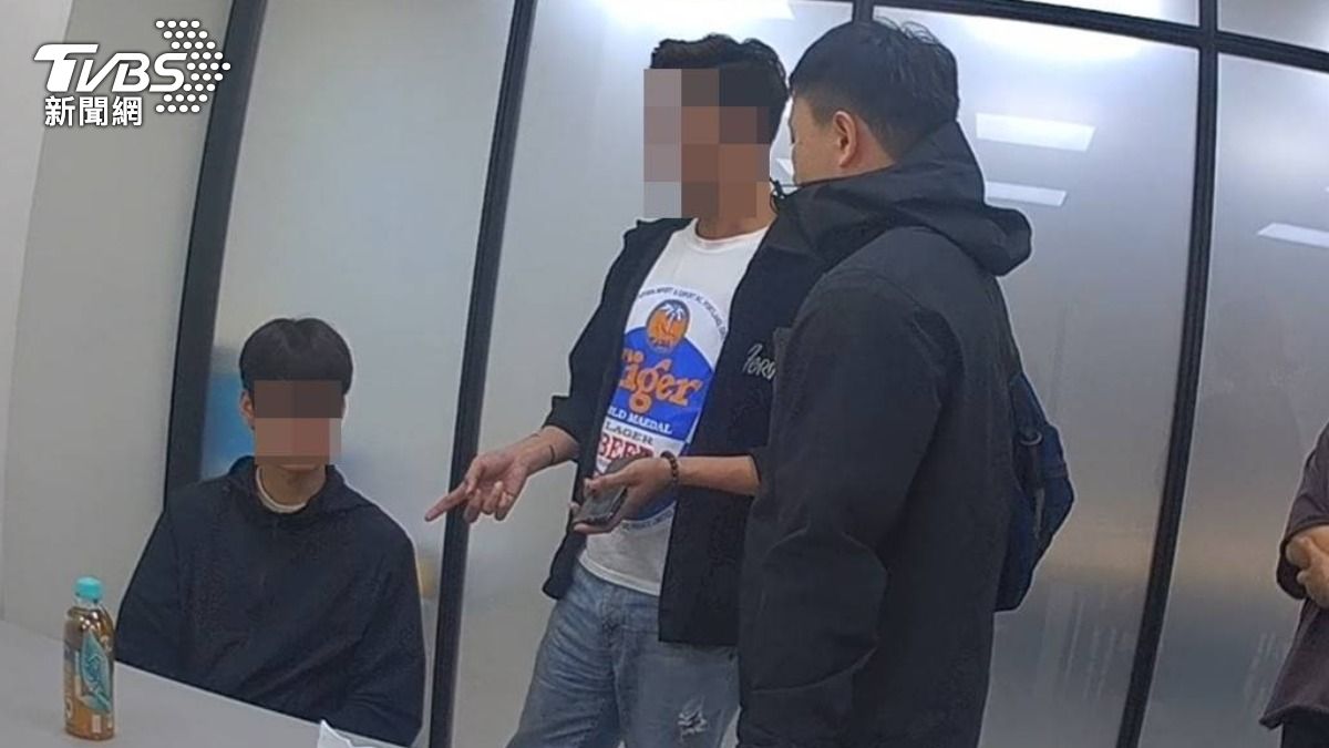 外籍移工車手 月提款30多次 被逮超懵!(圖/桃園分局)