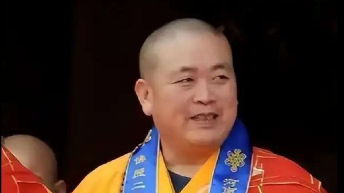 少林寺方丈釋永信帶「7情人逃美國」被逮？開封警方回應了