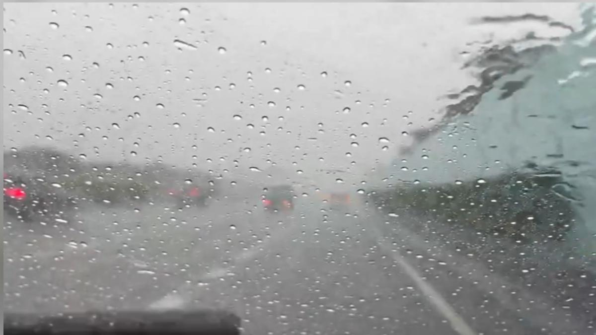 受到低壓帶加上西南風影響,中南部要連續下雨7天。(圖/TVBS)