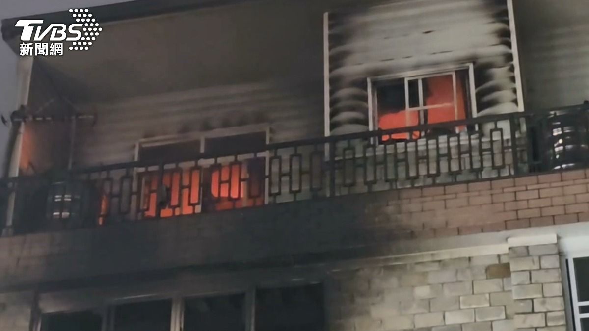 嘉義民宅火警造成2人死亡。(圖/TVBS)