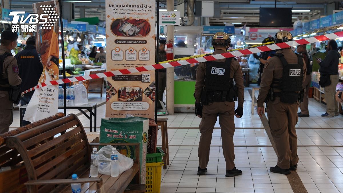 泰國曼谷一名男子在恰圖恰附近的農夫市集內開槍造成至少6人死亡。(圖/達志影像美聯社)
