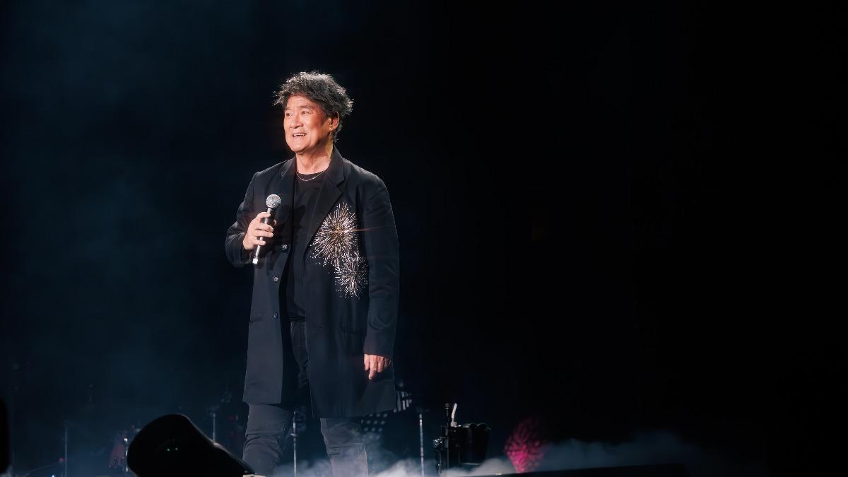 周華健64歲成了「乾兒子」！對方年紀更小　驚人身分曝光