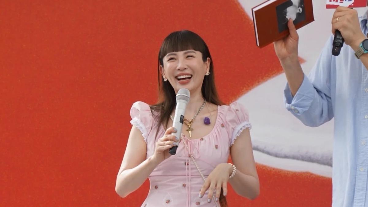 魏如萱捲入感情風暴。(圖/翻攝魏如萱FB)