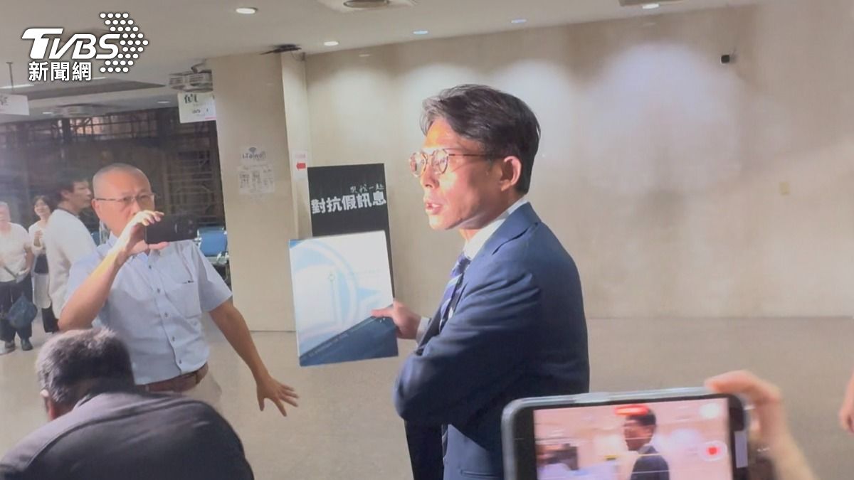 民眾黨立院黨團總召黃國昌。(圖/潘千詩攝)