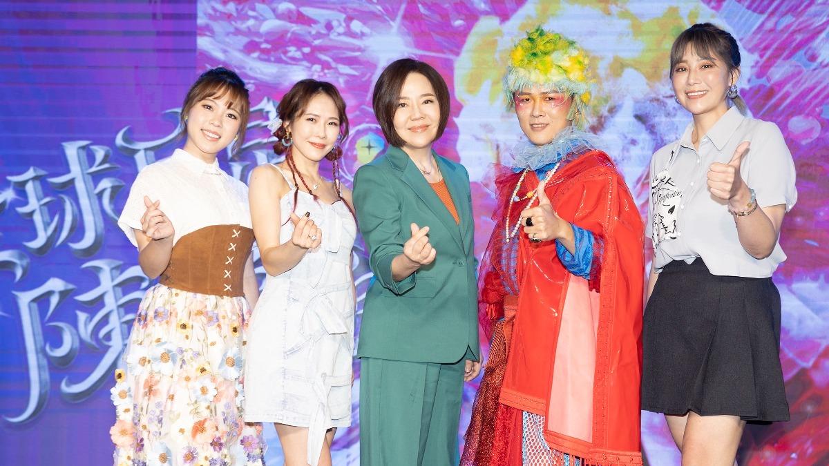 吳申梅、郭婷筠、吳美琳齊聚祝賀。(圖/全球巨星工作室提供)