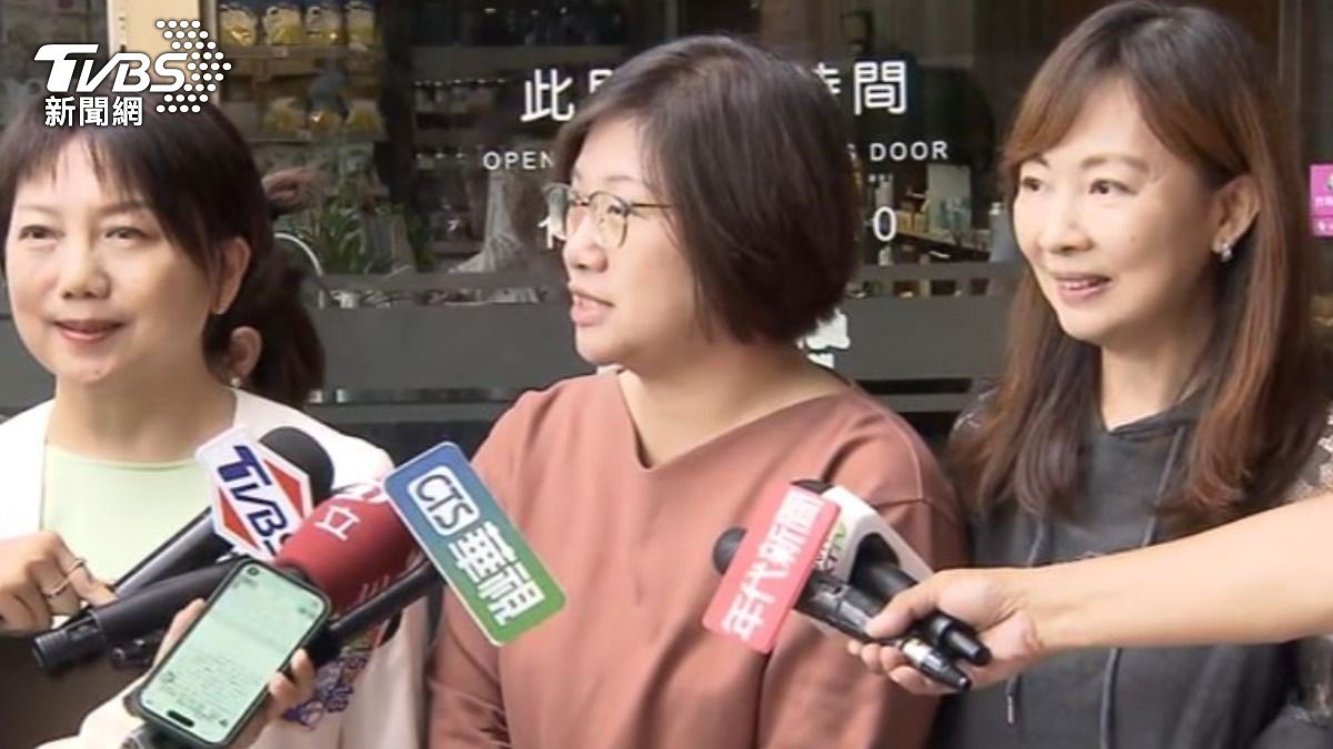 民進黨立委陳培瑜與郭昱晴。(圖/TVBS)