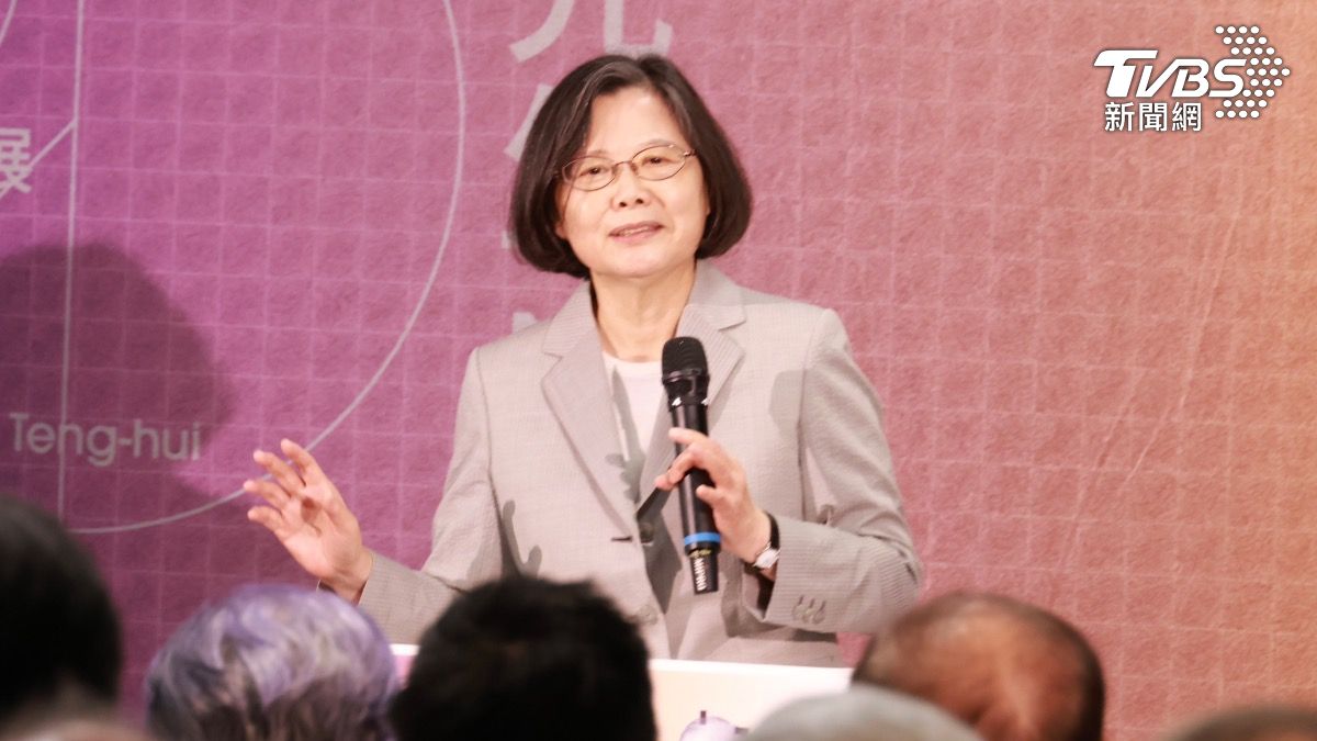蔡英文打趣表示,自己今天應該可以脫稿演出。(圖/潘建樺攝)