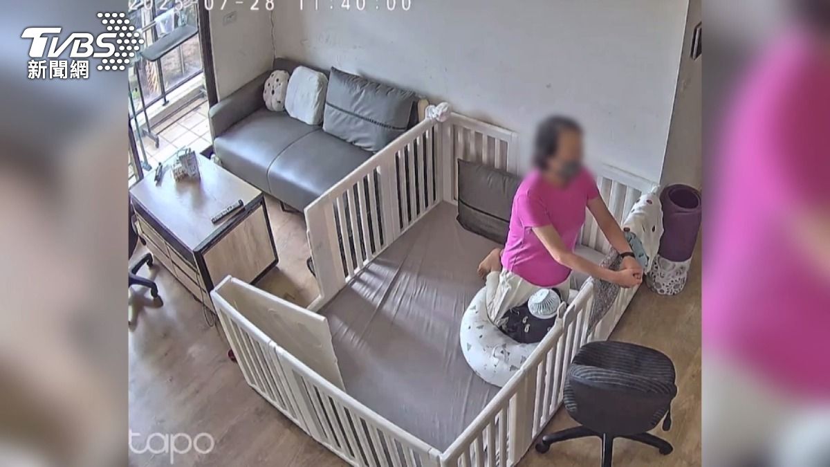  母嬰坐月子　控「月嫂」口中哄孩子動作卻粗魯！月嫂下跪求別通報。(圖／民眾提供)