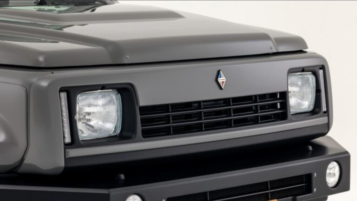 「Saudade」改裝套件保留方燈、百葉窗格柵、菱形標誌等來自Renault 5的經典設計。(圖/DAMD提供)