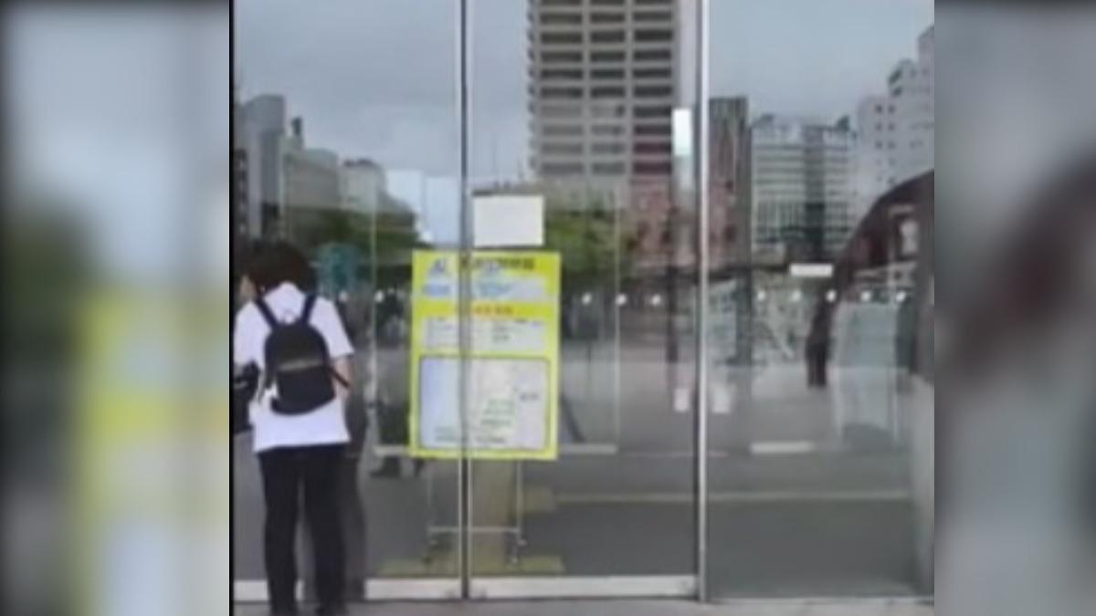 海嘯警報後,日本交通工具都停駛。(圖/阿mon世界趴趴走提供)