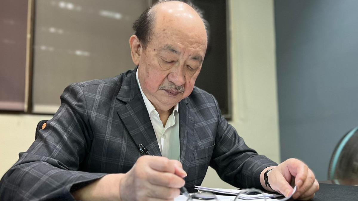 林保華點名柯建銘最該請辭。（圖／翻攝自柯建銘臉書）