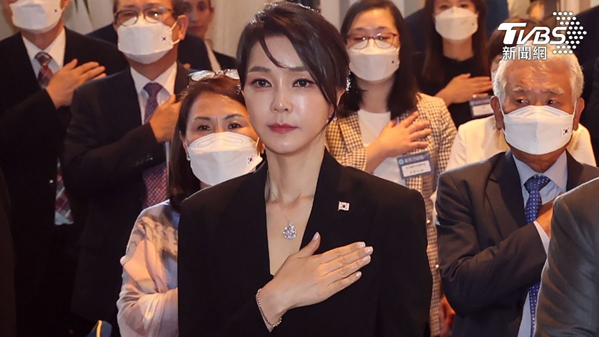 南韓前第一夫人戴假項鍊出訪?特檢組追查是否被掉包造假