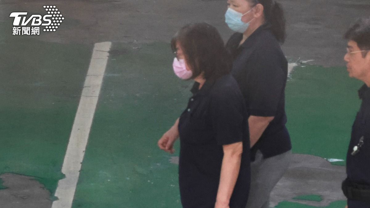 押了98天今死亡連署案首開庭 黃呂錦茹開庭20分鐘就認罪