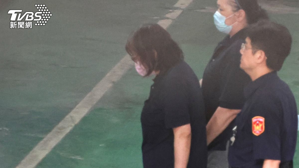 快訊/涉「罷雙吳」死亡連署案 黃呂錦茹認罪1000萬交保