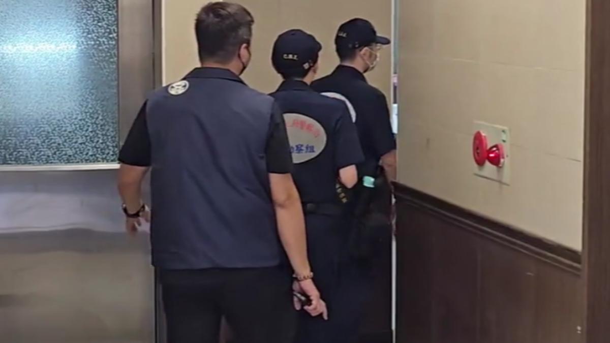 箱屍案死者身分曝光,竟是親生兒將他裝箱棄屍。(圖/TVBS)