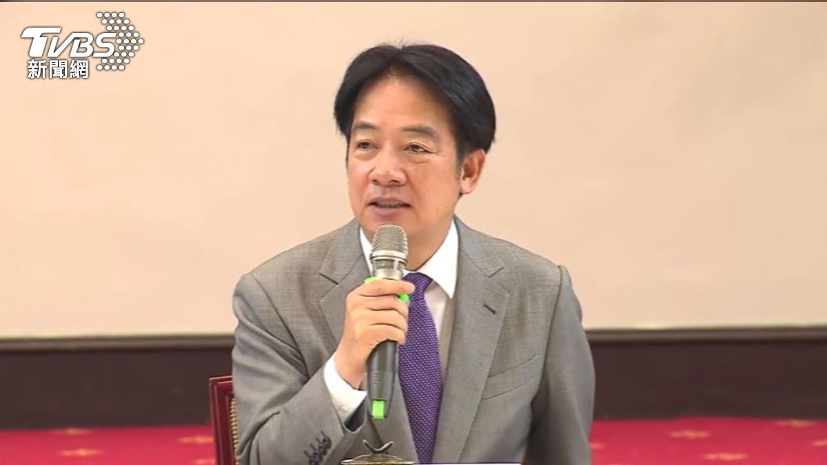 總統賴清德在8月1日記者會上強調,美國對台課徵的20%為「暫時性的稅率」。(圖/TVBS)