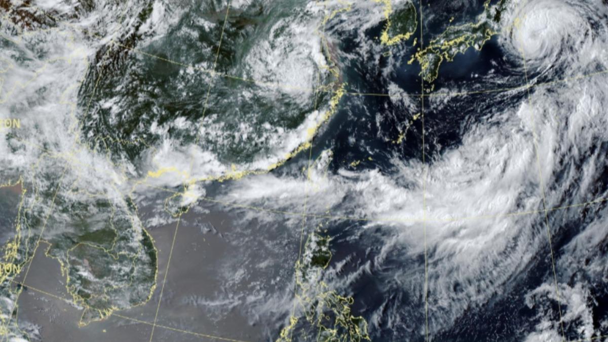 天氣/最新雨量預測!明「5縣市停班停課」達標 猛烈雨彈躲不過