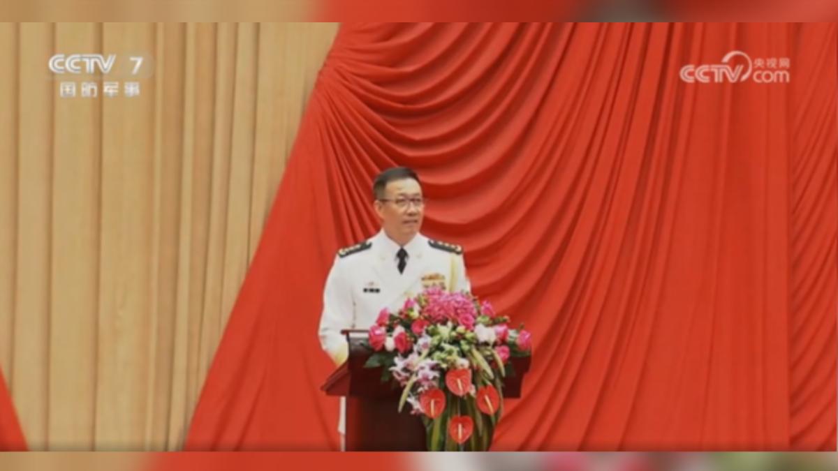 大陸國防部長董軍在解放軍建軍紀念日慶祝活動上致詞,表示解放軍時時刻刻都在準備「祖國統一」。(圖/大陸央視)