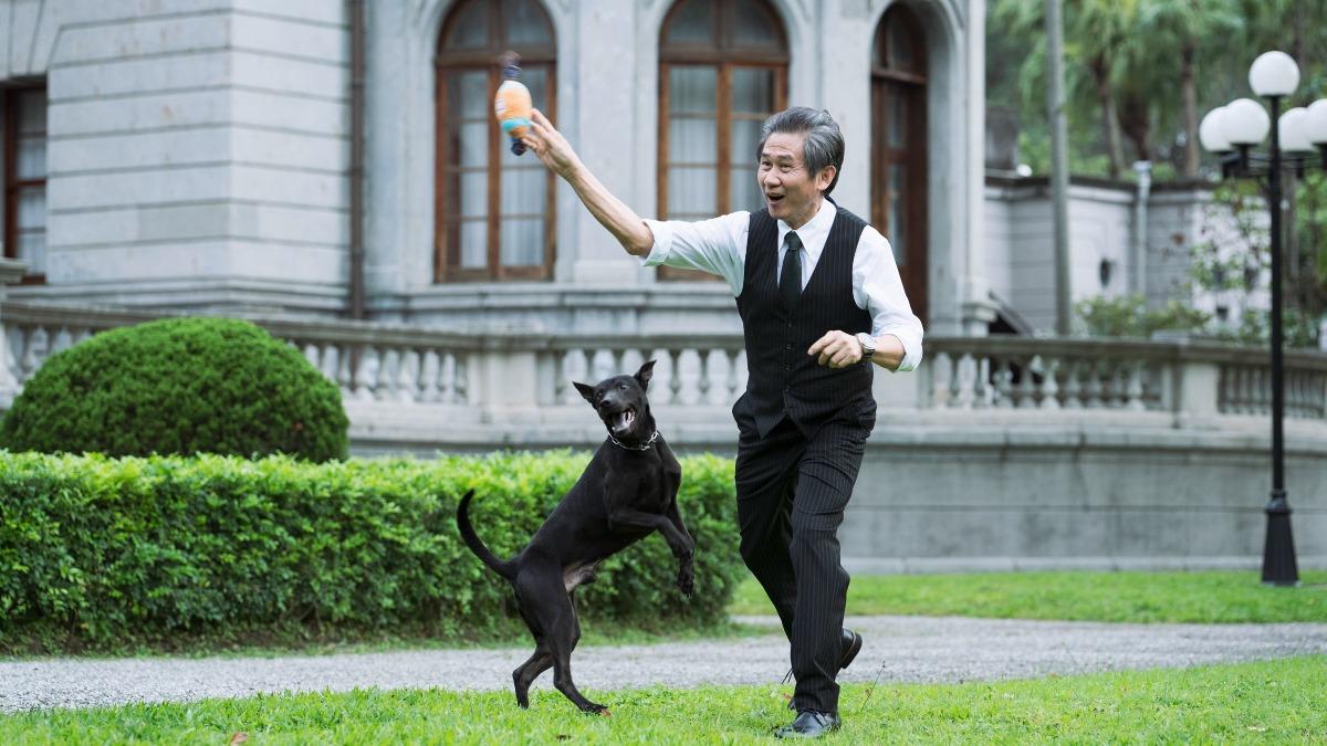 陳文彬演出前總統，實地到台北賓館取景。（圖／牽猴子提供）