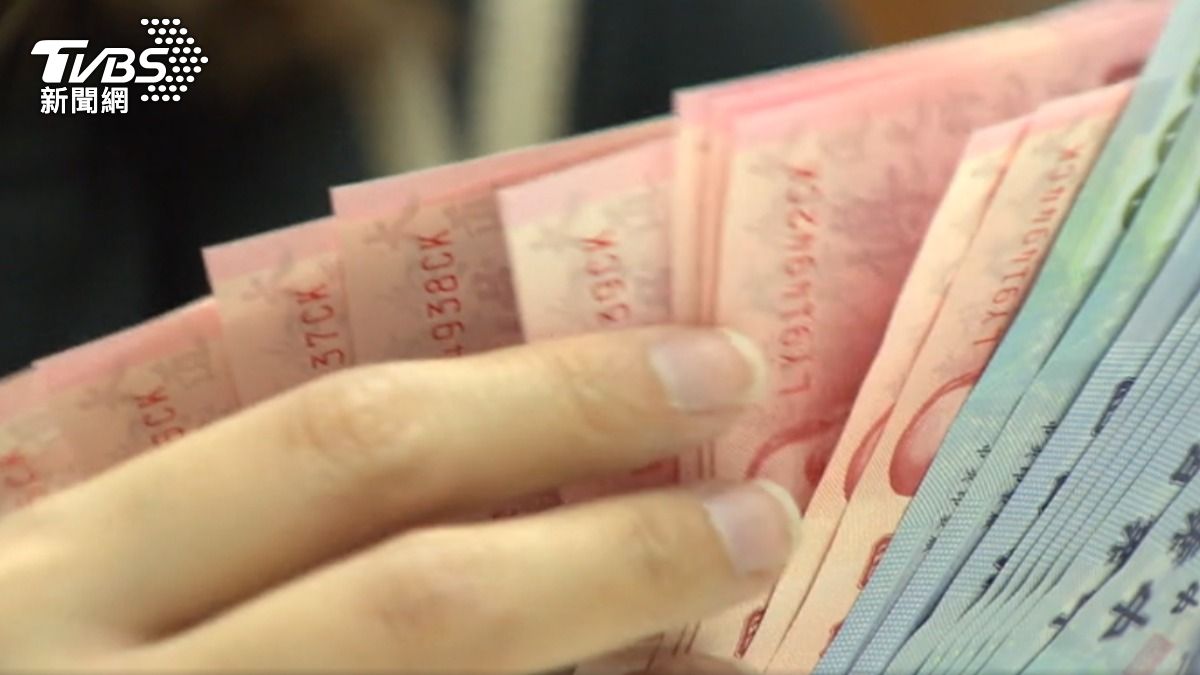 填卡號普發1萬是假的,中央存保澄清別上當。 (圖/TVBS)