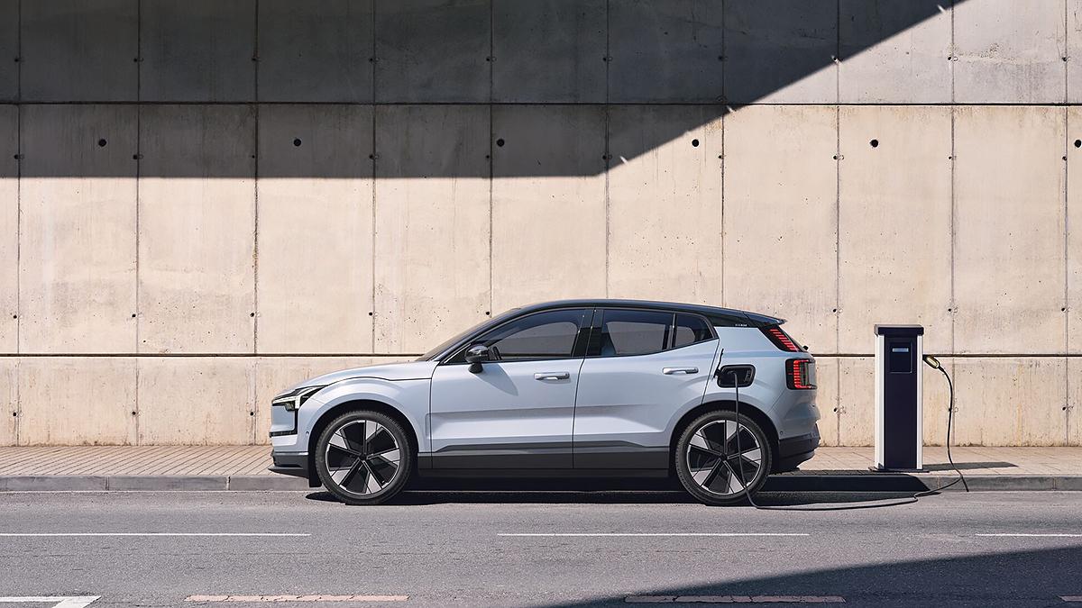 EX30全車系搭載400V架構的69kWh動力電池模組。(圖/Volvo)
